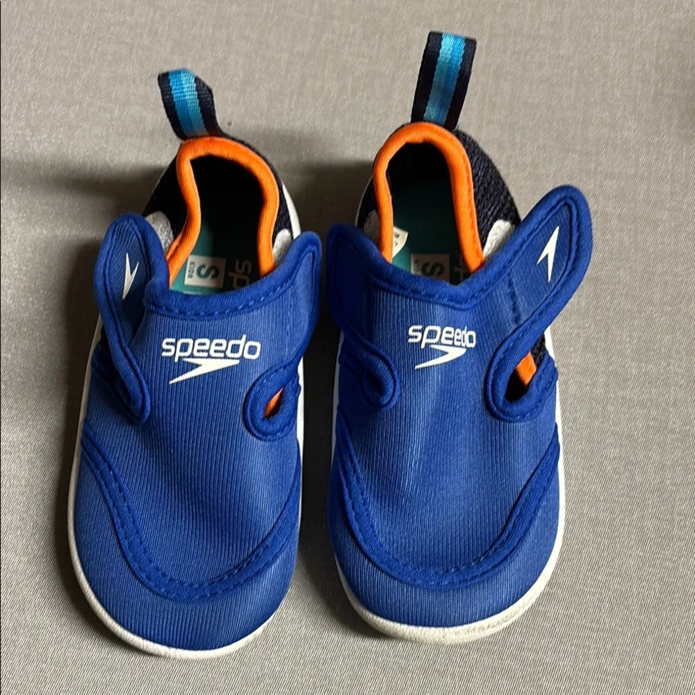 Speedo Blue and Orange Water Shoes with Textured Grip